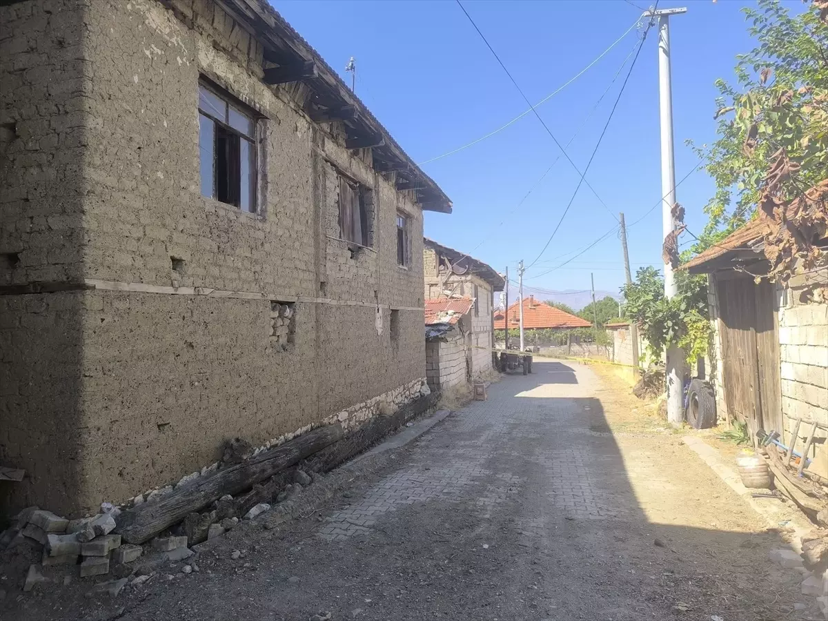 acipayamda yasli kadin darp edilerek oldu d91MfFiy