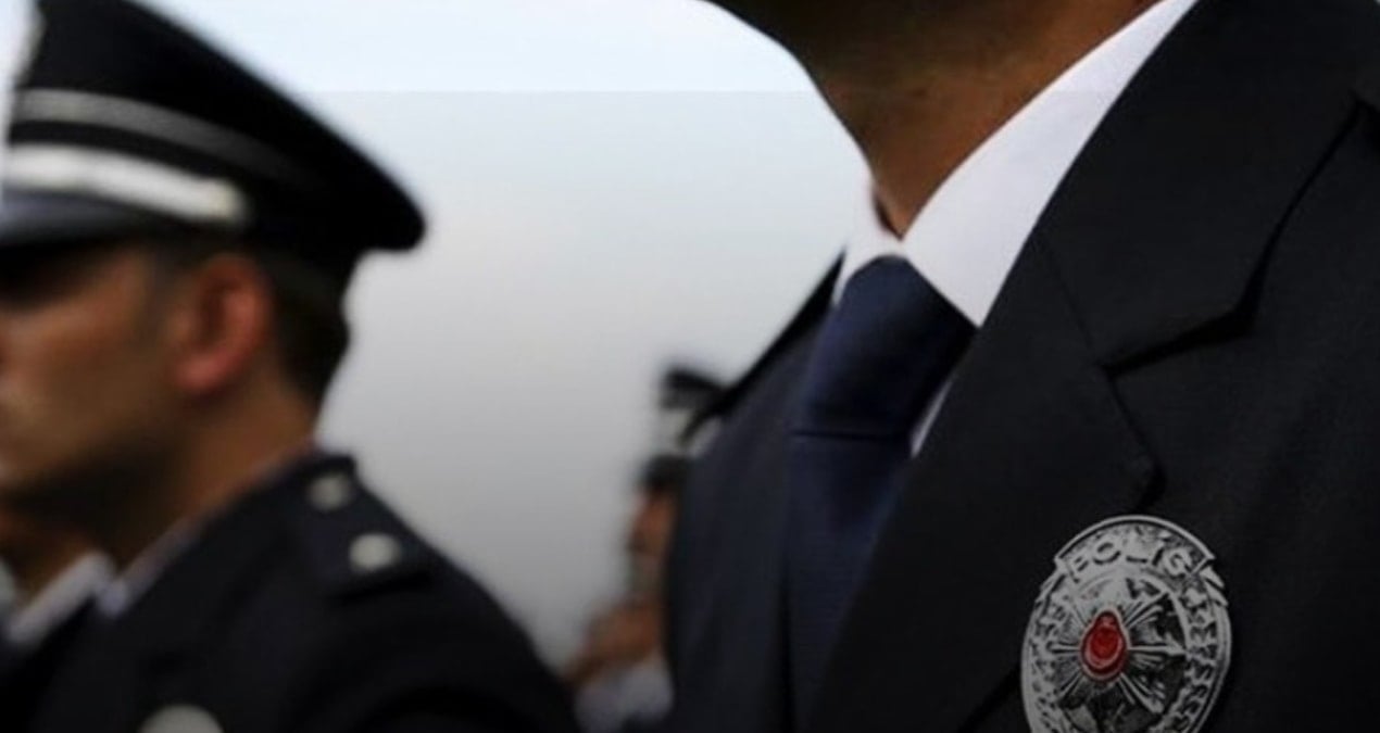 emniyette neler oluyor merkeze alinan polis mudurunden manidar paylasim Kg6pCMZF