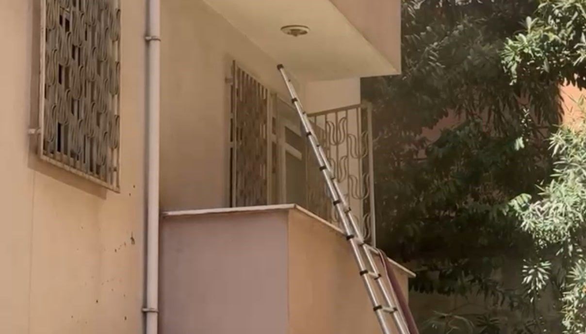 kocaelide 5 katli apartmanda yangin panigi OC5VFlO8