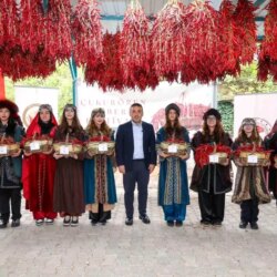 bilecikte 160 yillik gelenek cukuroren biberi festivali duzenlendi EuJBl24P.jpg