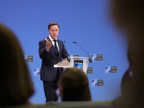 NATO, Türkiye’ye Yönelik İran Balistik Füzelerini Başarıyla Durdurdu