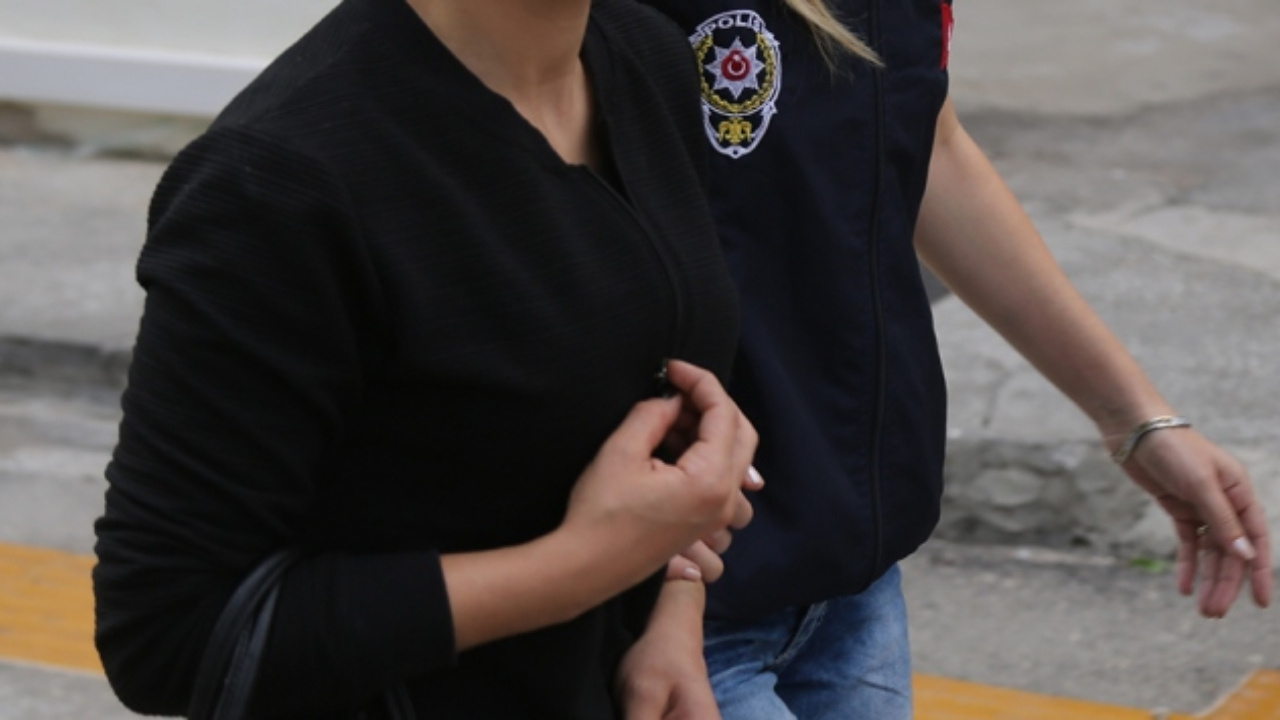 ‘Kapalılar imha edilsin’ diyen kadına tutuklama talebi